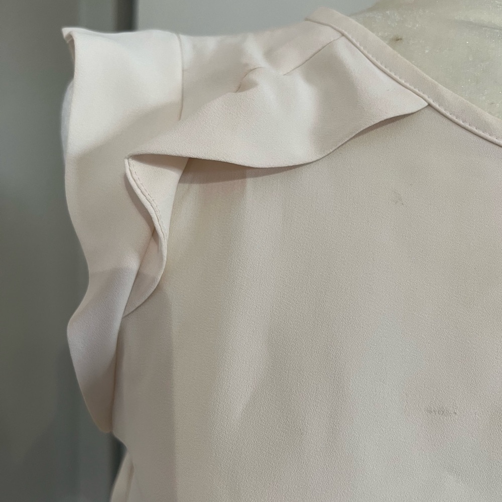 LOFT Cream Flutter Sleeve Ruffled Tank Top - Picture 8 of 9